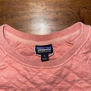 Patagonia quilted sweatshirt